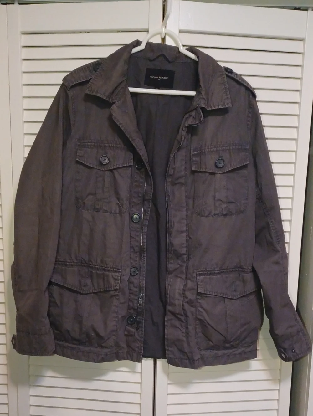 Banana Republic Charcoal Gray Utility Jacket. Zipper or Button. Size M.